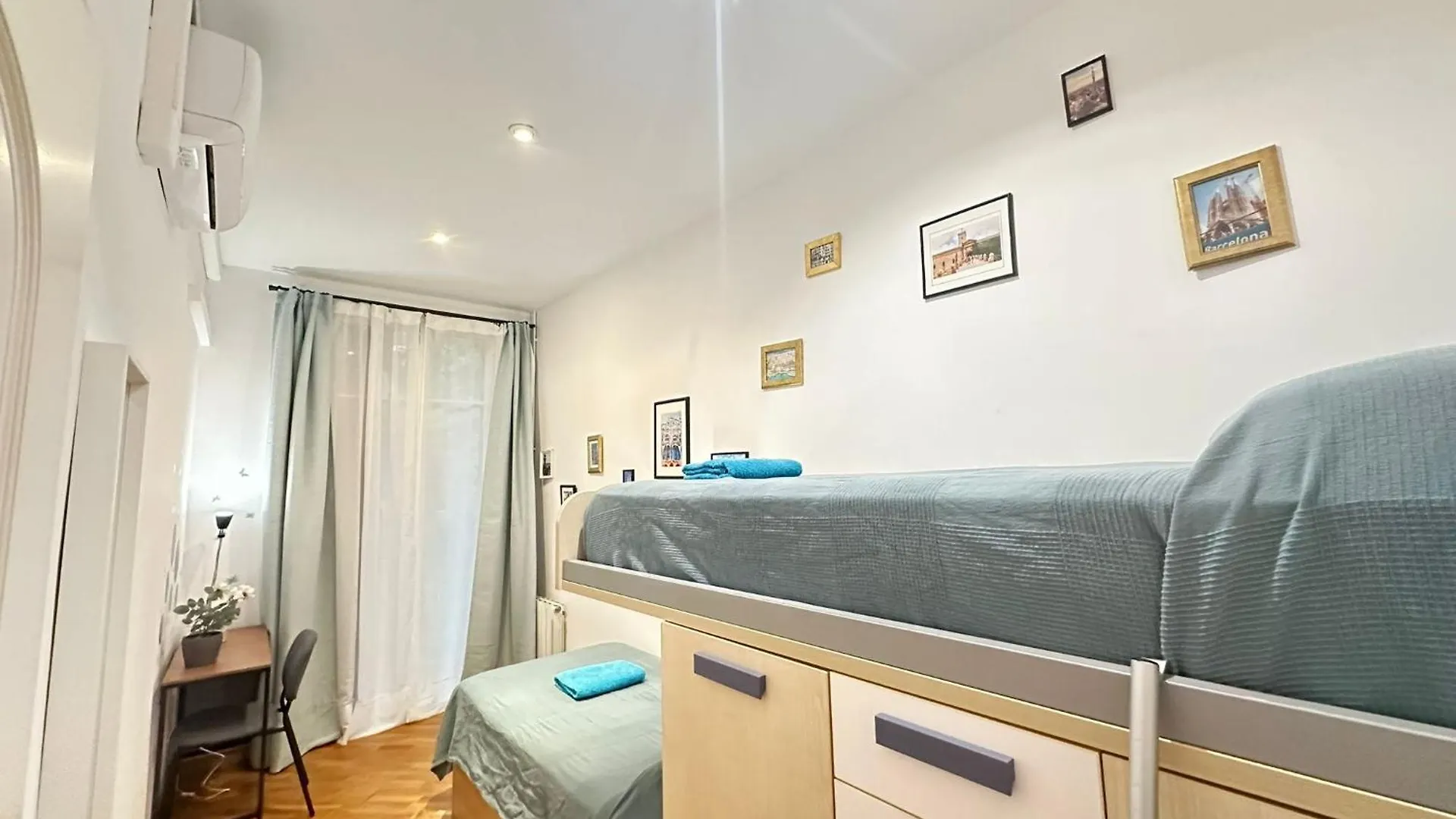 Bed and breakfast Calabria Rooms Barcelona España