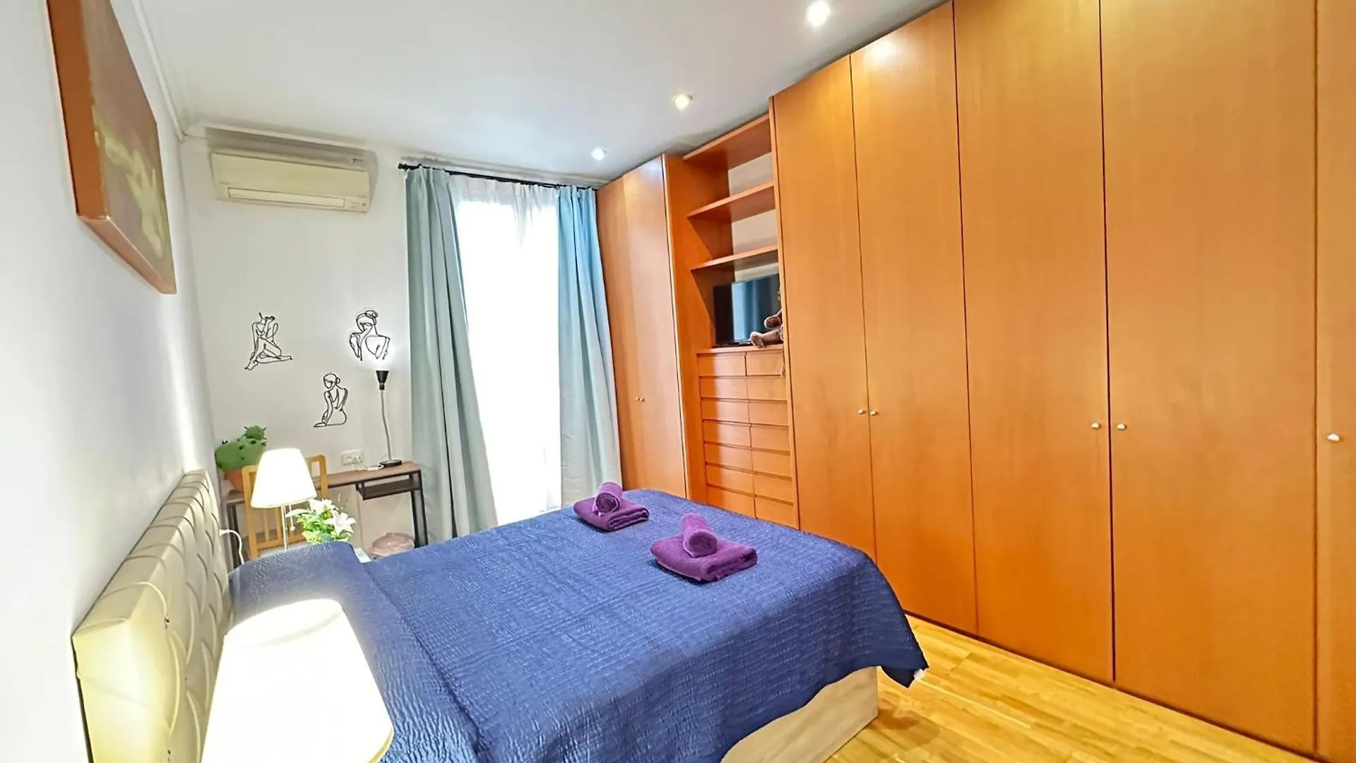 Calabria Rooms Barcelona 0*,  Spain
